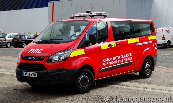 AV14 EYW London Gatwick Airport Fire and Rescue Service Ford | UK ...