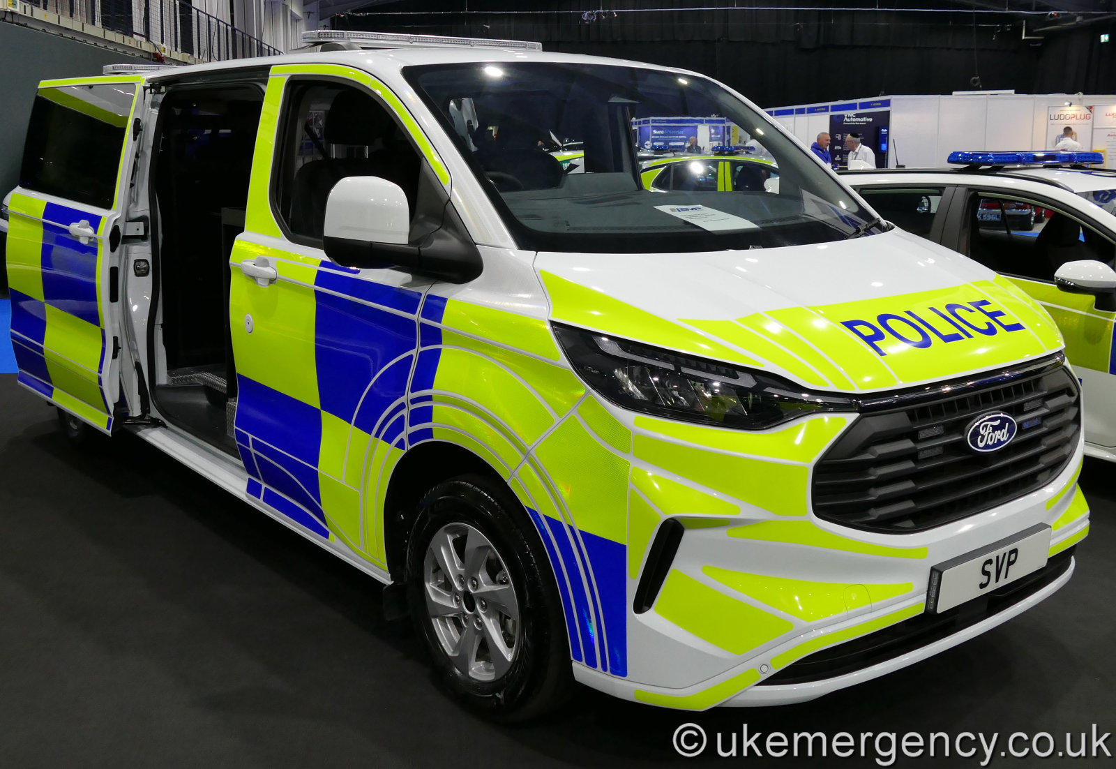 Police demonstrator Ford Tourneo