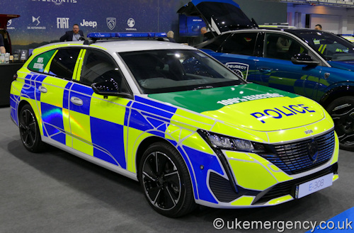 Police demonstrator Peugeot E?308 SW